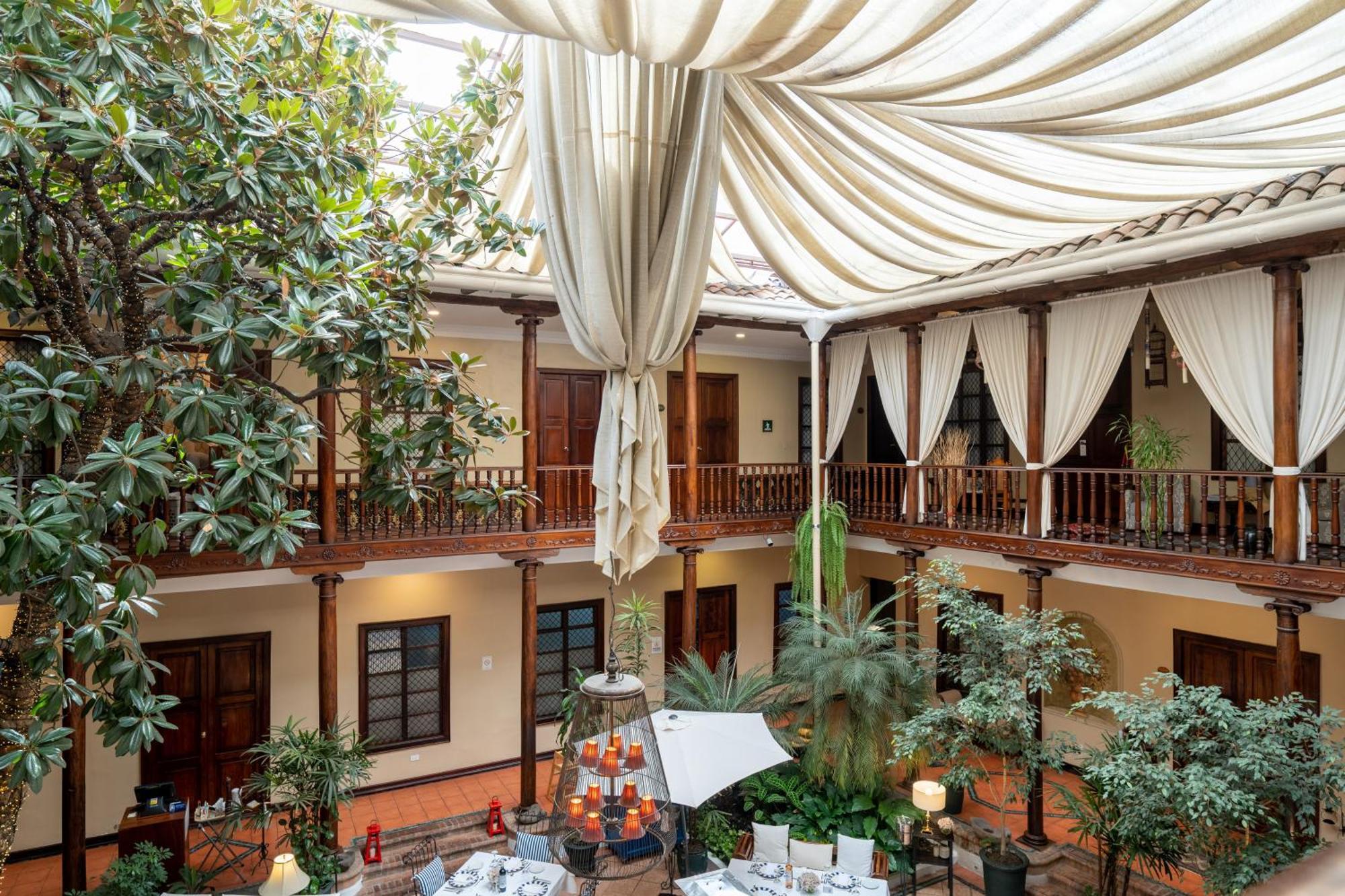 Hotel Boutique Santa Lucia Cuenca Extérieur photo